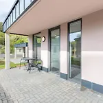 Ruhige Bungalows Am Kronenburger See Mit Eigener Terrasse Hallschlag