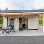 Ruhige Bungalows Am Kronenburger See Mit Eigener Terrasse Hallschlag