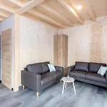 Ruhige Bungalows Am Kronenburger See Mit Eigener Terrasse Semesterbostad Hallschlag