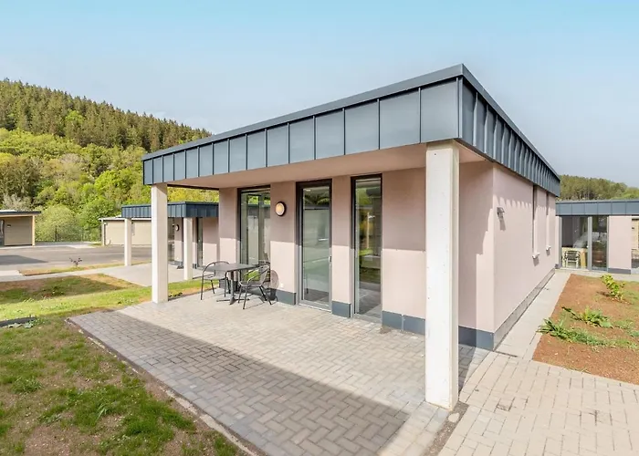 Kronenburger Countryside בית נופש *