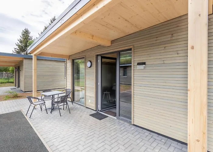 Kronenburger Countryside בית נופש *